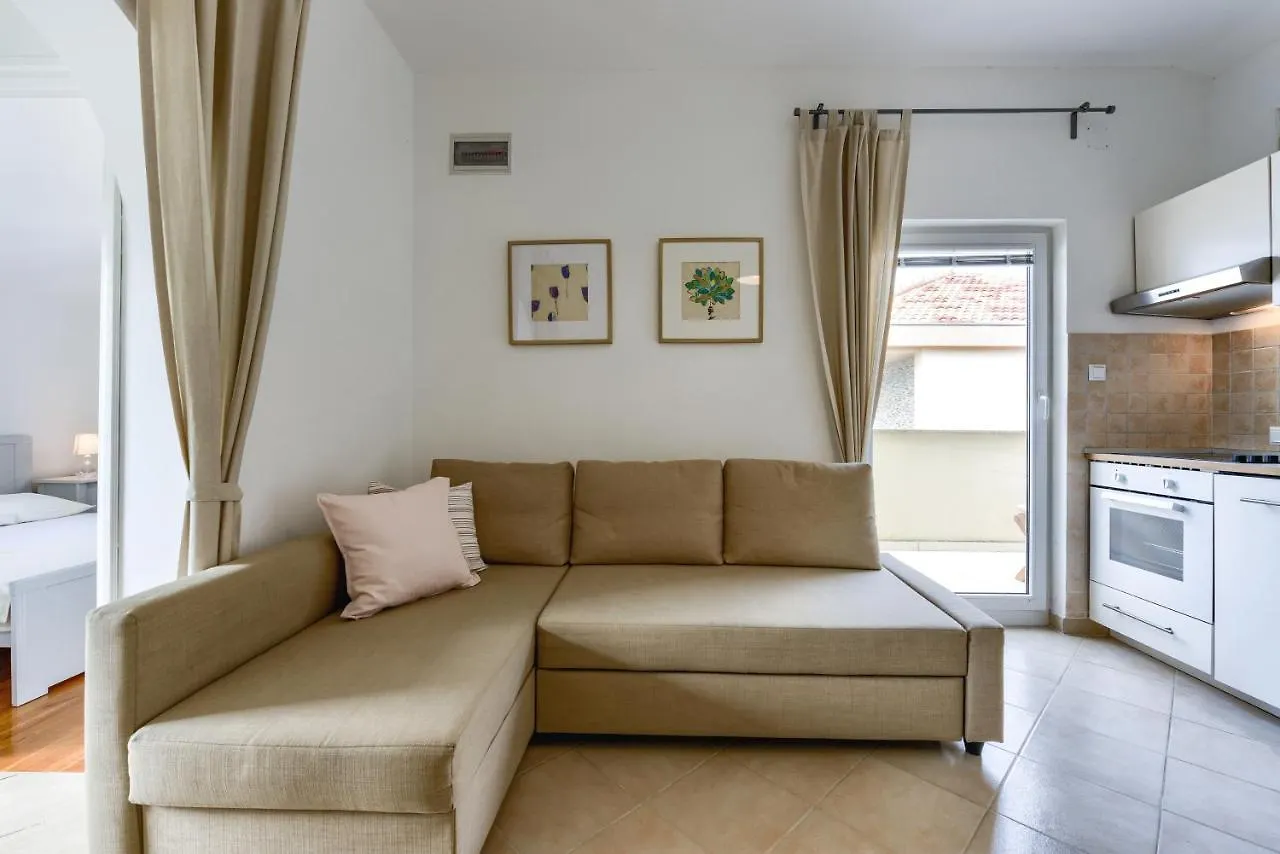 Zara 2 Apartment Krusevo  Croatia
