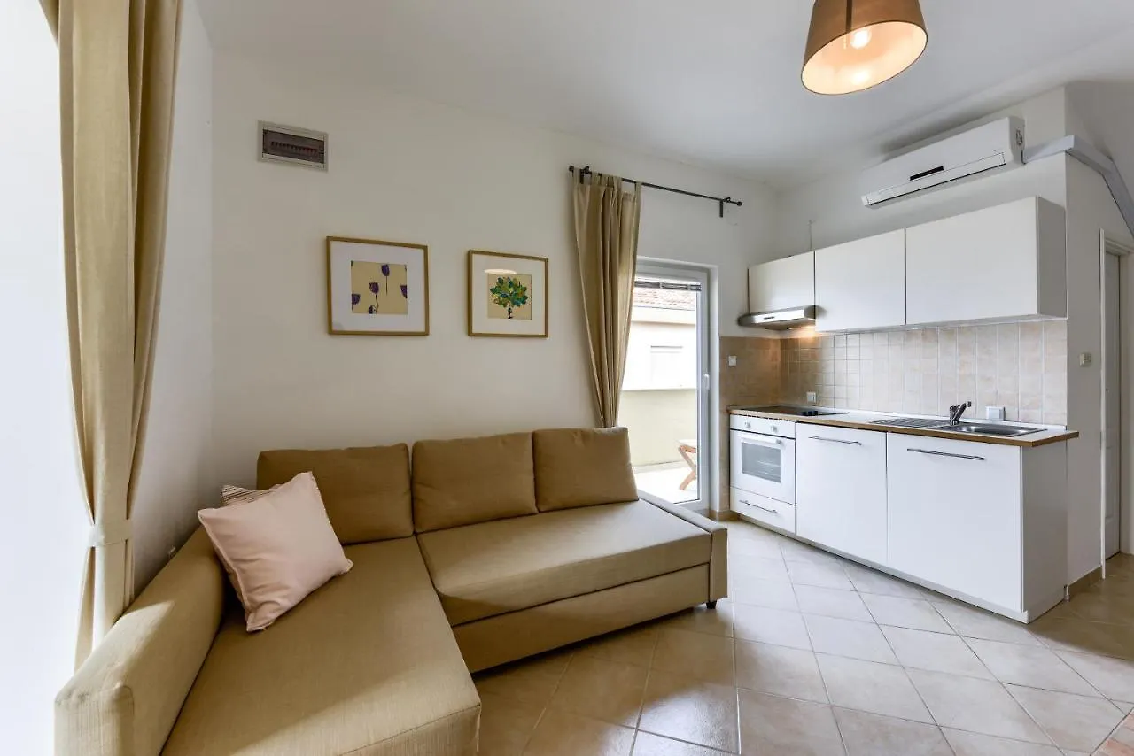 Zara 2 Apartment Krusevo